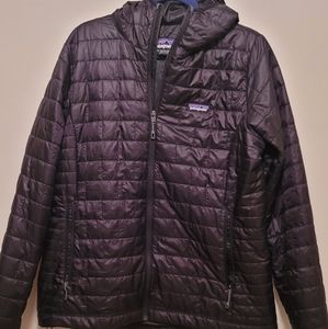 Patagonia black nano puff hoodie XL